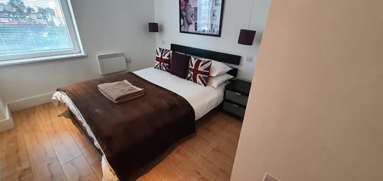 Bright & Spacious Double Bedroom With Ensuite And Concierge! Paid Parking Available London Exterior foto